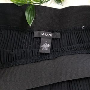 Alfani Pants - π 5/$25 Alfani palazzo pleated pants Alfani Pants - π 5/$25 Alfani palazzo pleated pants